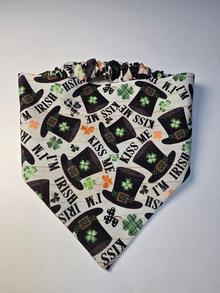 Kiss Me I'm Irish Scrunchie Bandana
