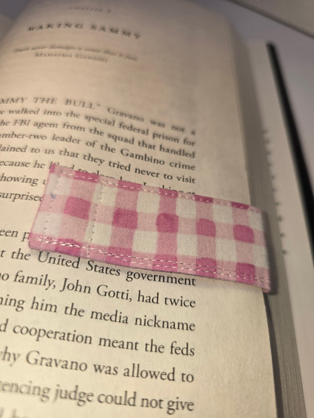 Hold my page- Magnetic Bookmark