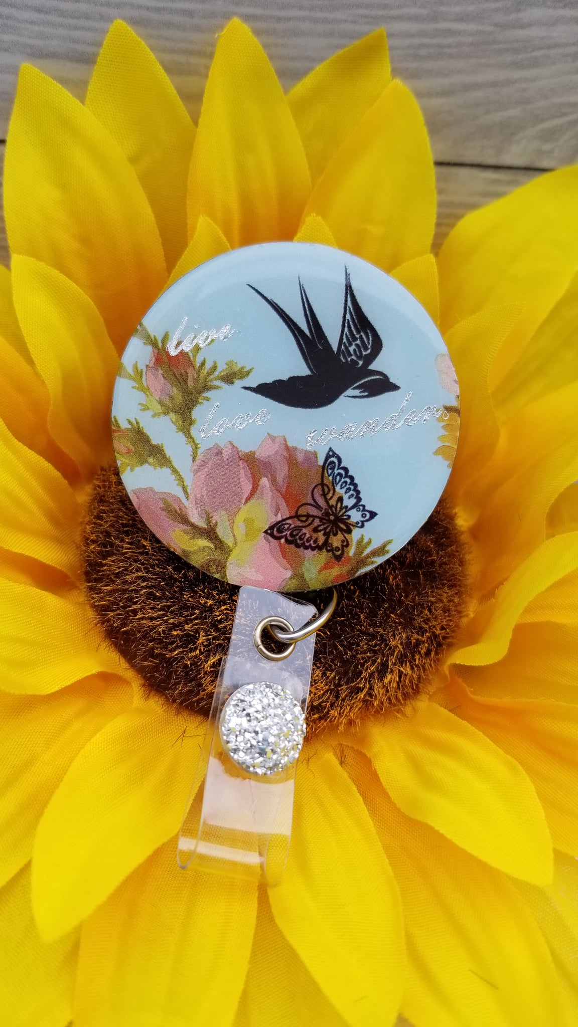 Sparrow badge reel