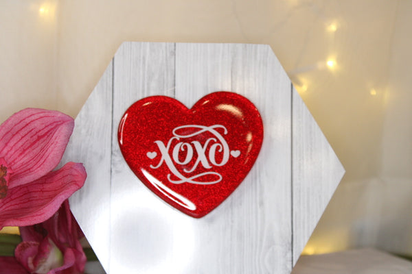 XOXO love heart